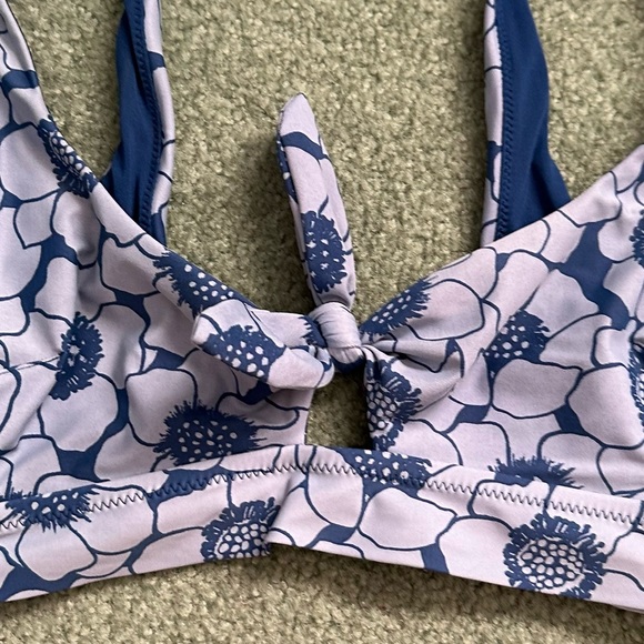 Aerie Printed Keyhole Tie Wide Strap Scoop Bikini Top Blue Floral - Picture 3 of 6